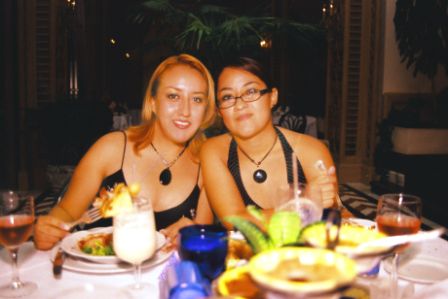 Click image for larger version

Name:	Con mi hermana en el Ritz.jpg
Views:	271
Size:	22.6 KB
ID:	242996