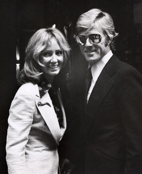 Click image for larger version

Name:	16robert_redford_lola_redford_1974.jpg
Views:	166
Size:	166.7 KB
ID:	246247