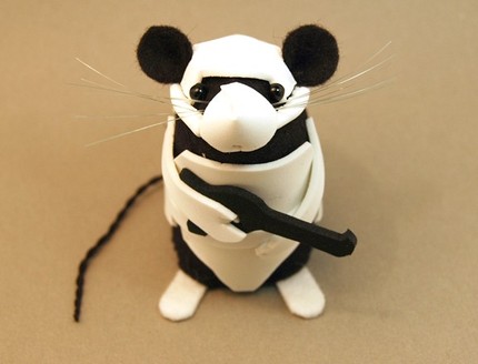 Click image for larger version

Name:	stormtroopermouse.jpg
Views:	476
Size:	23.1 KB
ID:	250242